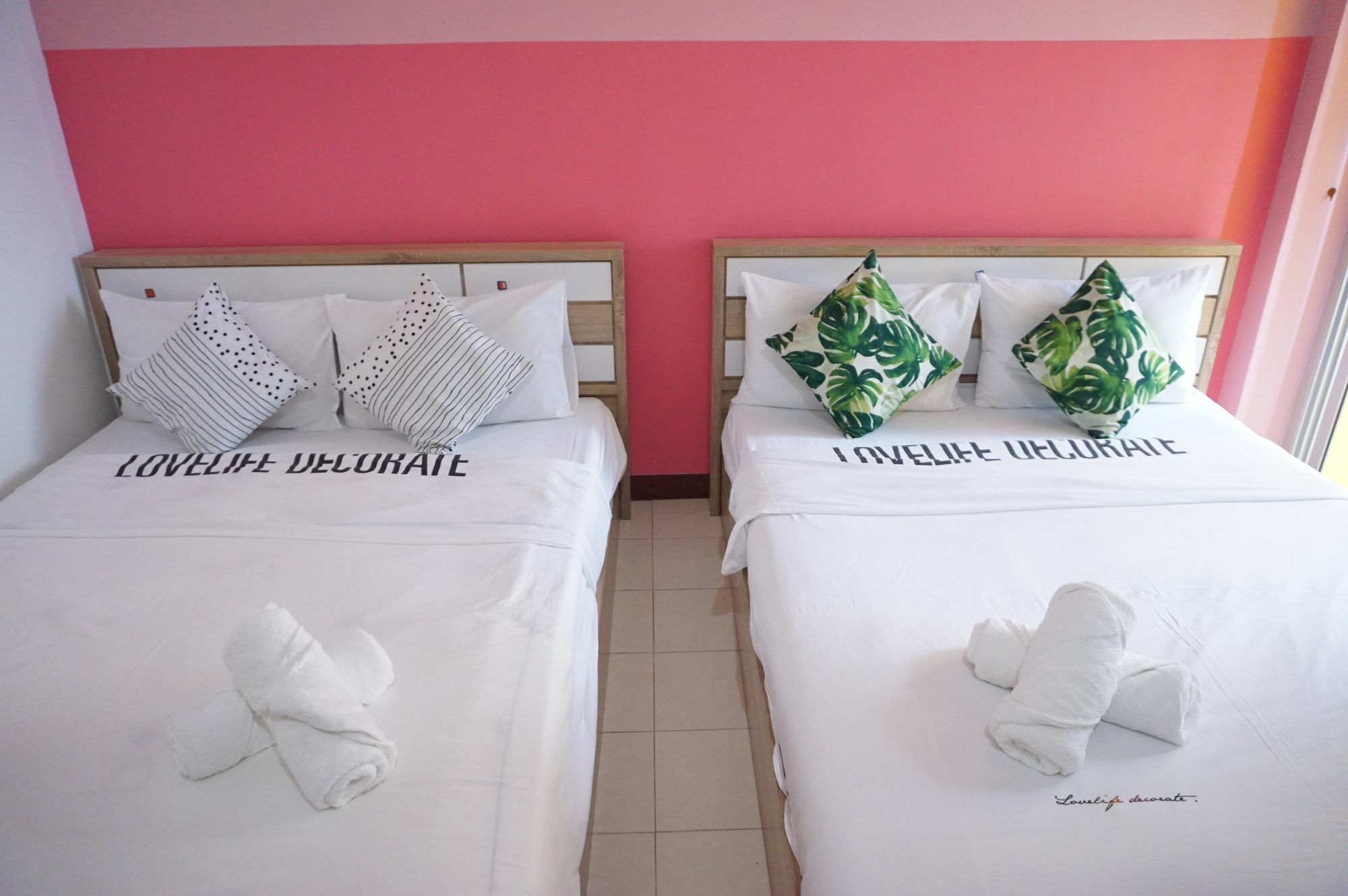Sea U Honey Hotel Patong Exterior foto